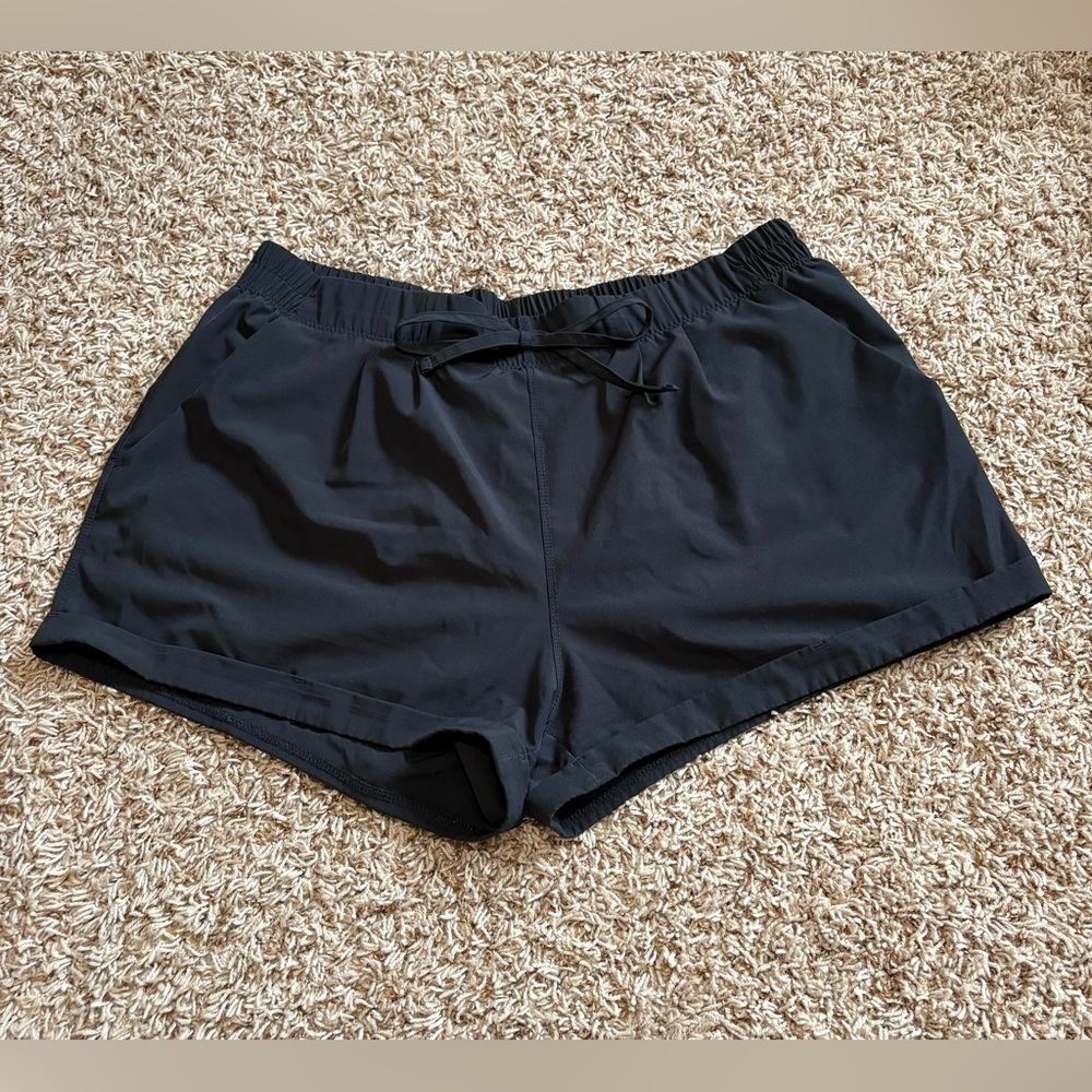 Zyia Active Summer Shorts Black Athletic Drawstring Cuffed Shorts Womens size XL
